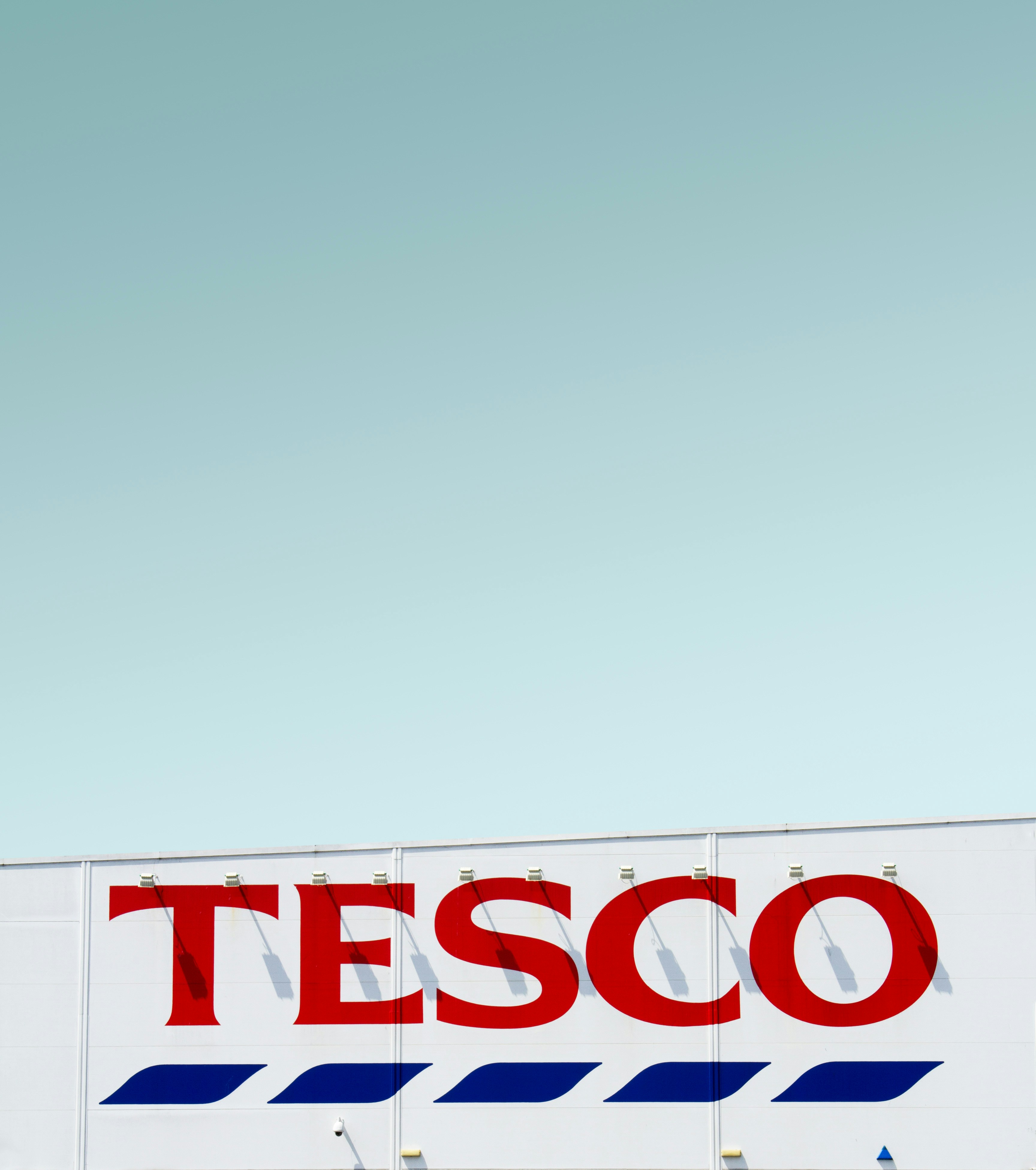 Tesco FSDU case study: bespoke display for local books 4 Tesco FSDU case study: bespoke display for local books 3